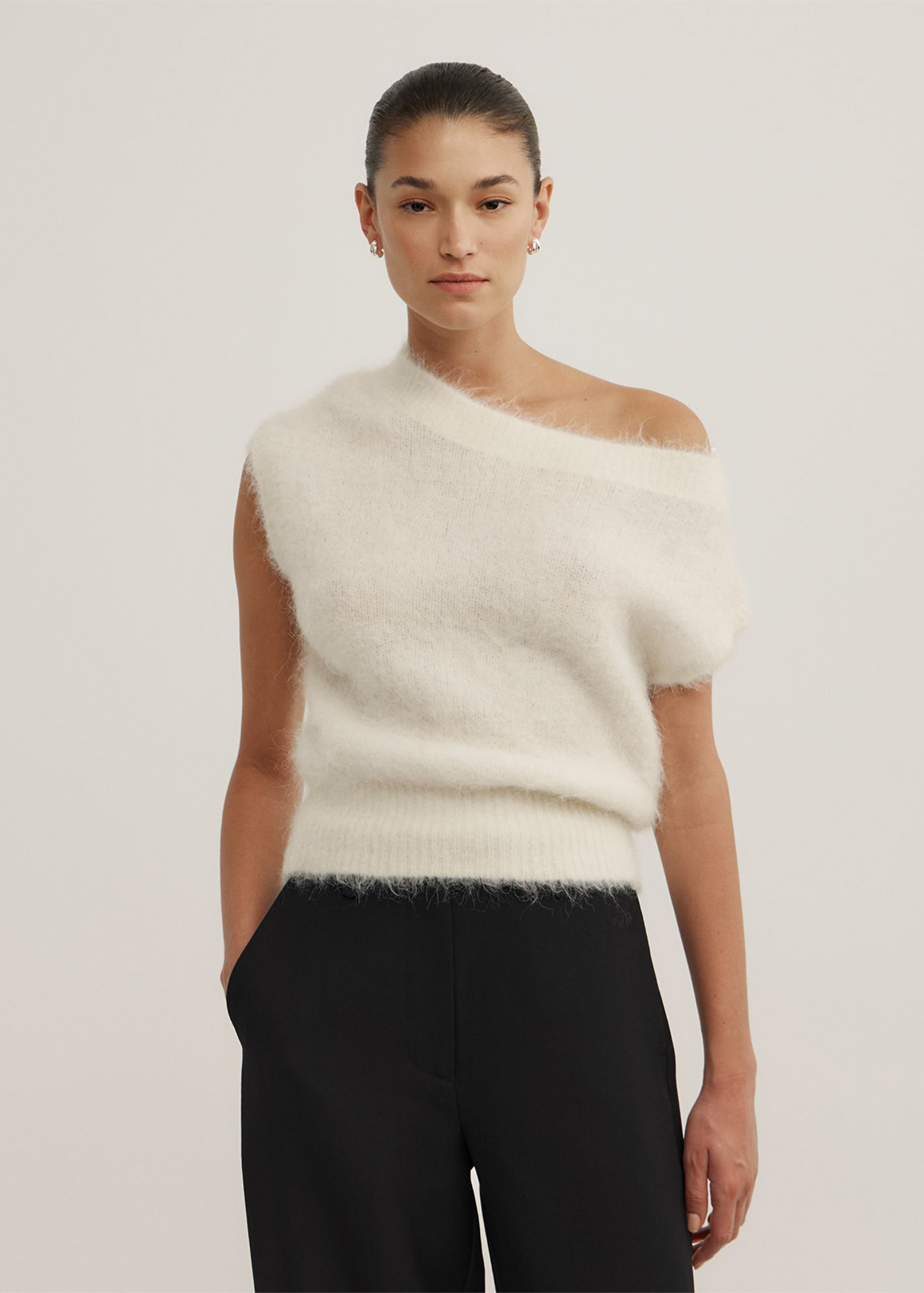 Asymmetric Fluffy Top
