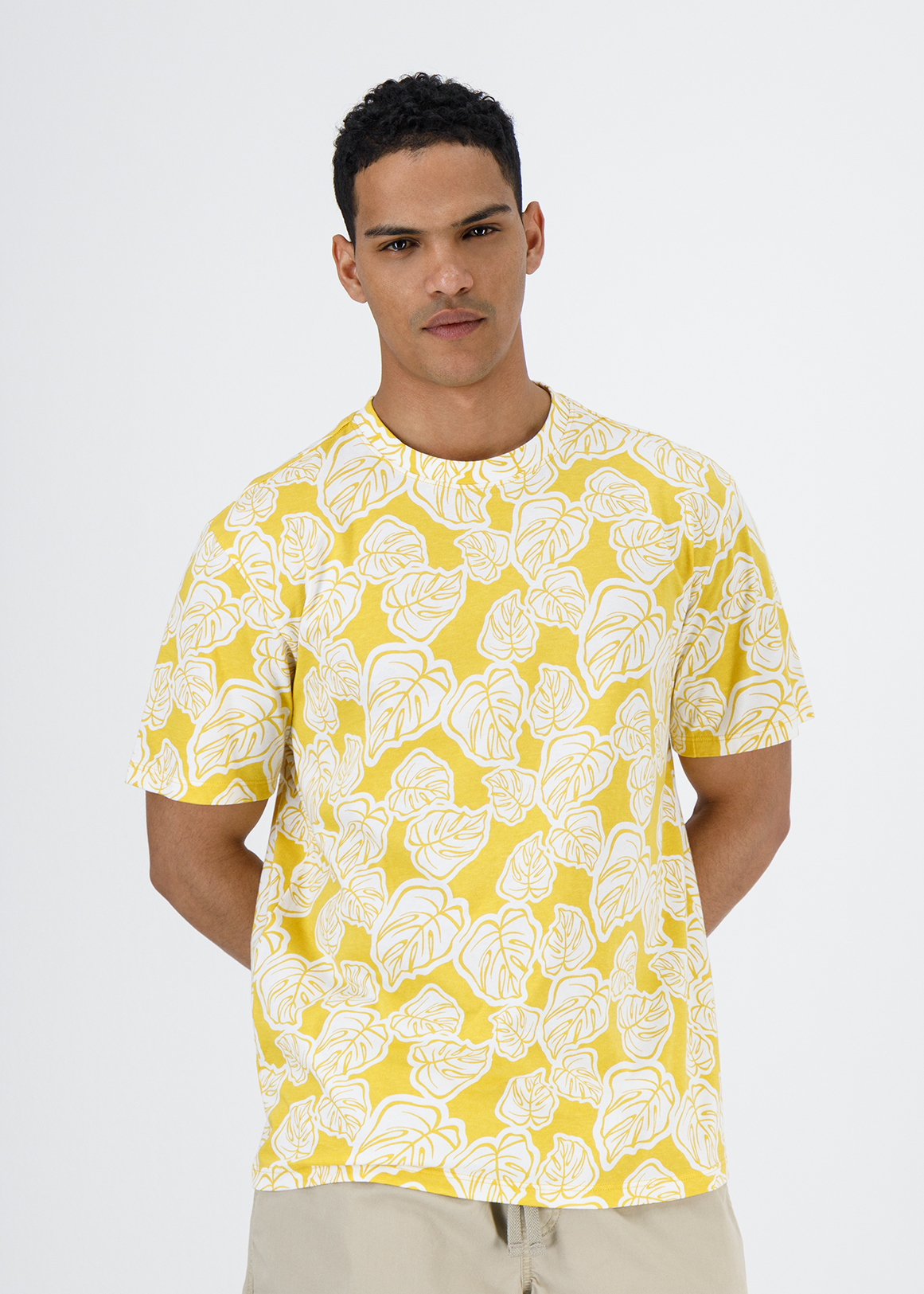 Big Leaf Print Slim Fit Cotton T shirt Woolworths co za big-leaf-print-slim-fit-cotton-t-shirt-woolworths-co-za
