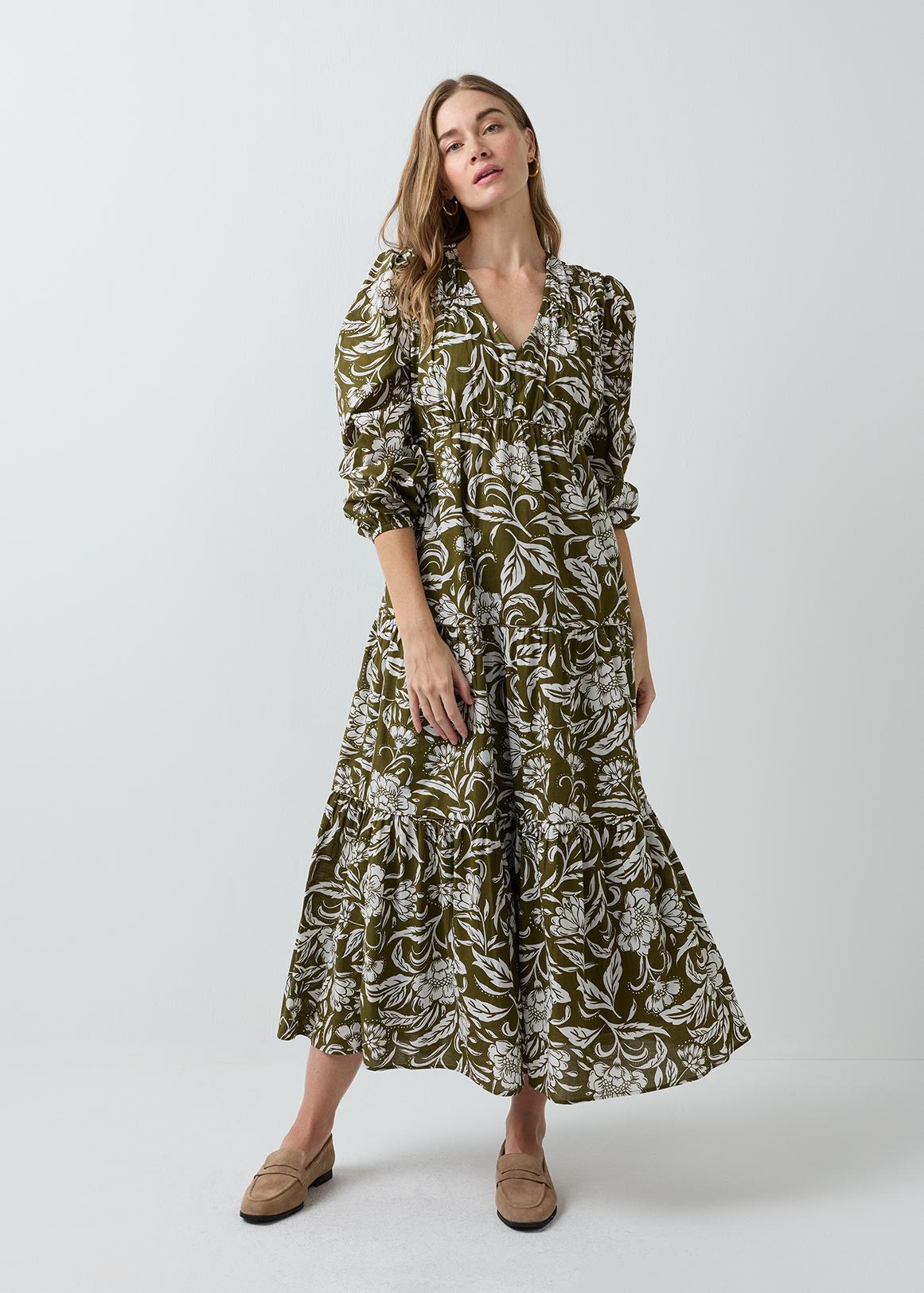 princess polly baby blue dress VENUS MAXI Stunning V-Neck Bohemian Printed Silk Dress in Valiant princess polly baby blue dress VENUS MAXI Stunning V-Neck Bohemian Printed Silk Dress in Valiant