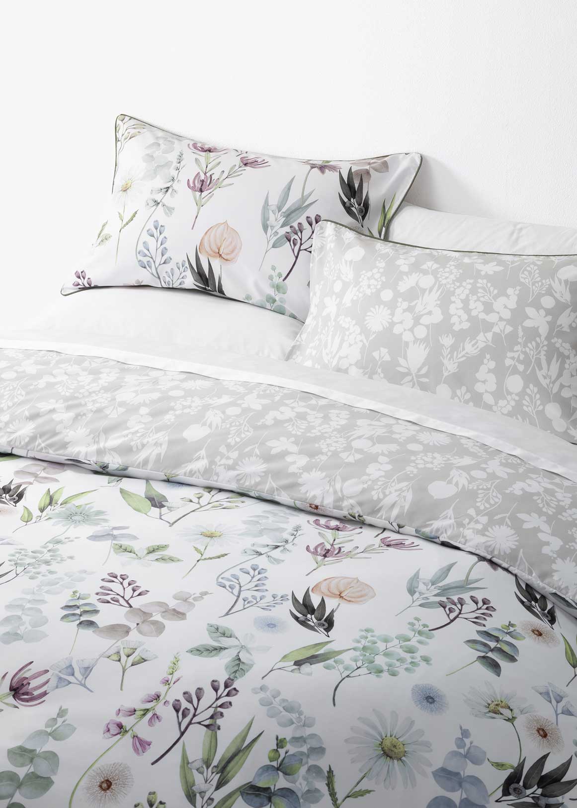 Botanical Digitally Printed Microfibre Duvet Cover Set | Woolworths.co.za