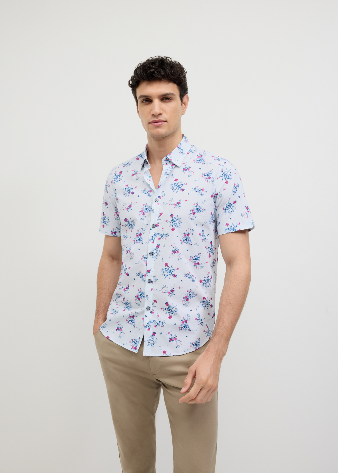 Bouquet Floral Short Sleeve Shirt