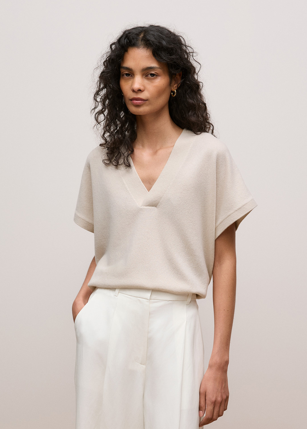 Cotton Cashmere Relaxed V Neck Knit