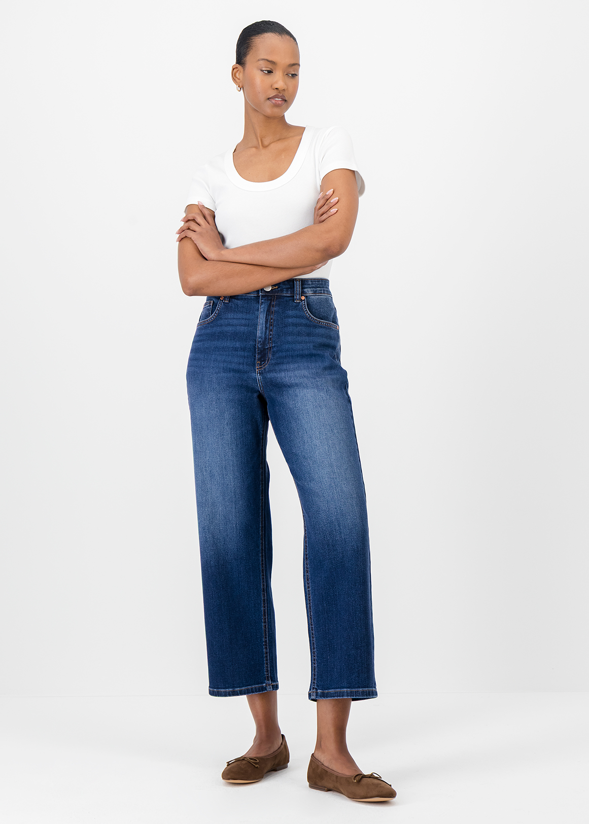 Cropped High Rise Straight Jeans