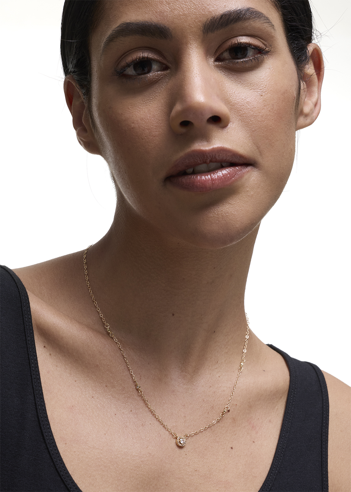 Delicate Encrusted Circle Pendant Necklace