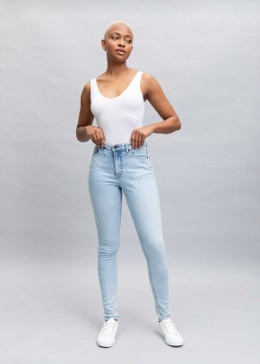 Frayed Hem High Rise Buttoned Skinny Jeans