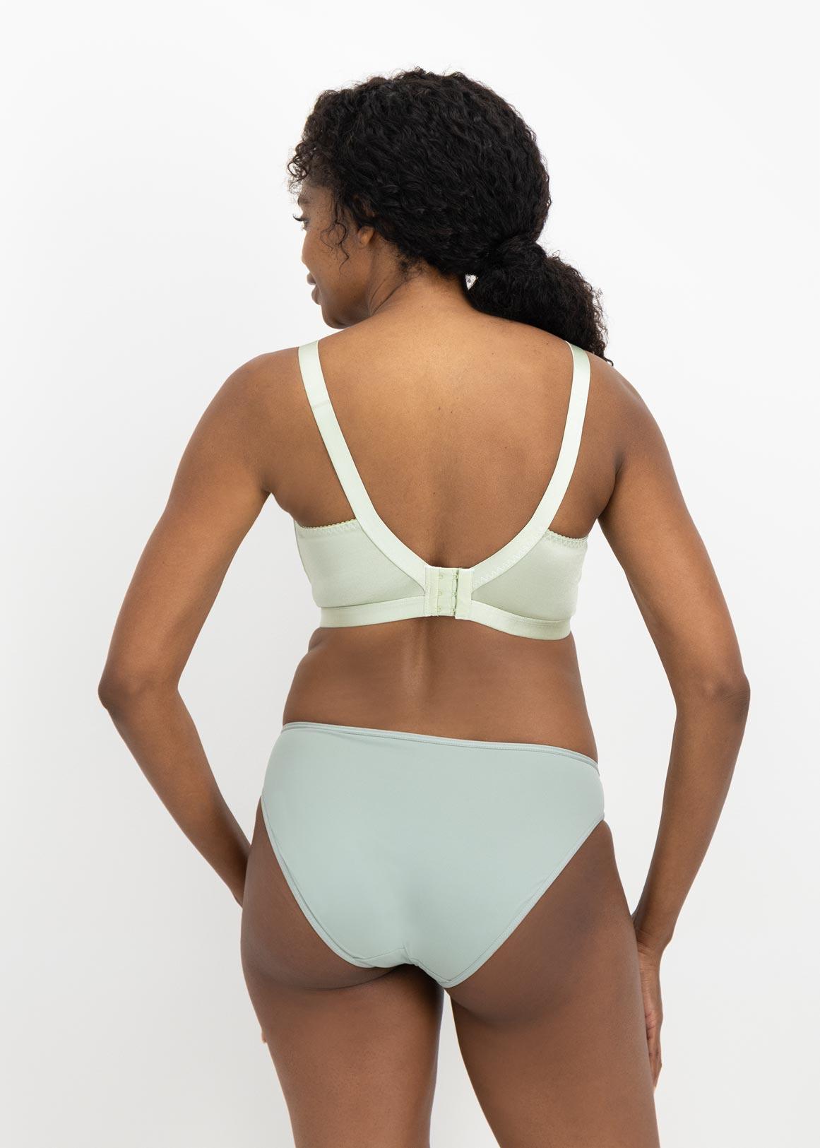 Cotton Divide - Non-wired cotton bra with a smart pocket that