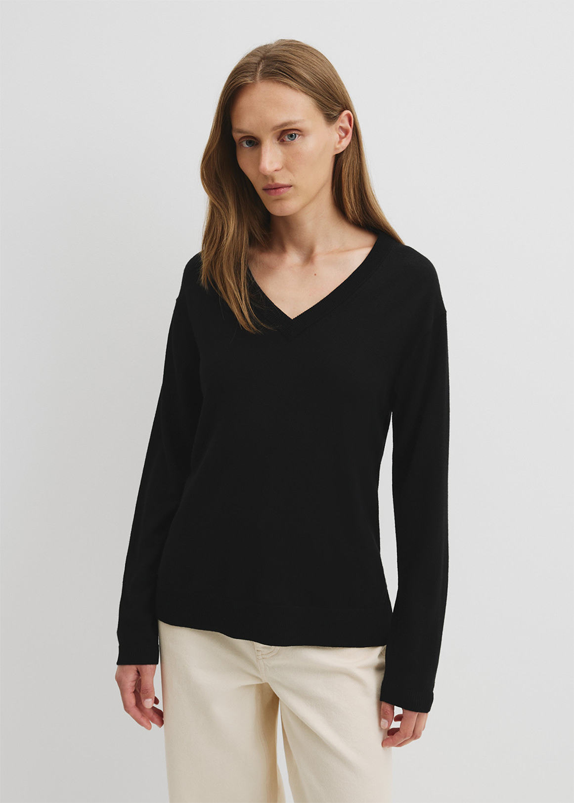 Lightweight Merino Wool V-Neck Knit