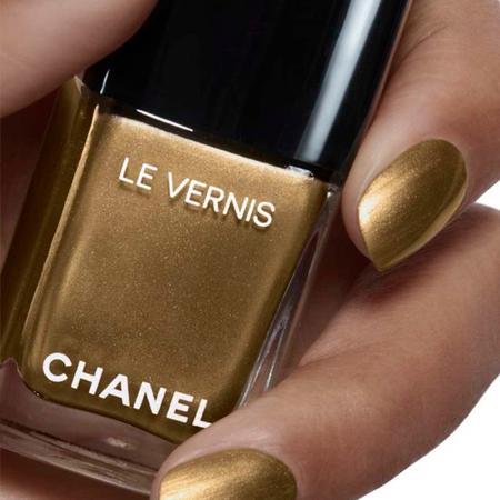 CHANEL LE VERNIS Longwear Nail Colour CHANEL LE VERNIS Longwear Nail Colour