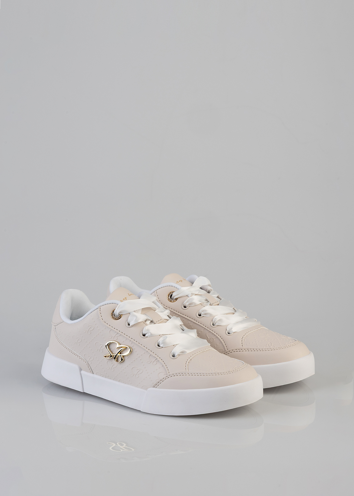 Make Raised Lace-up Sneakers