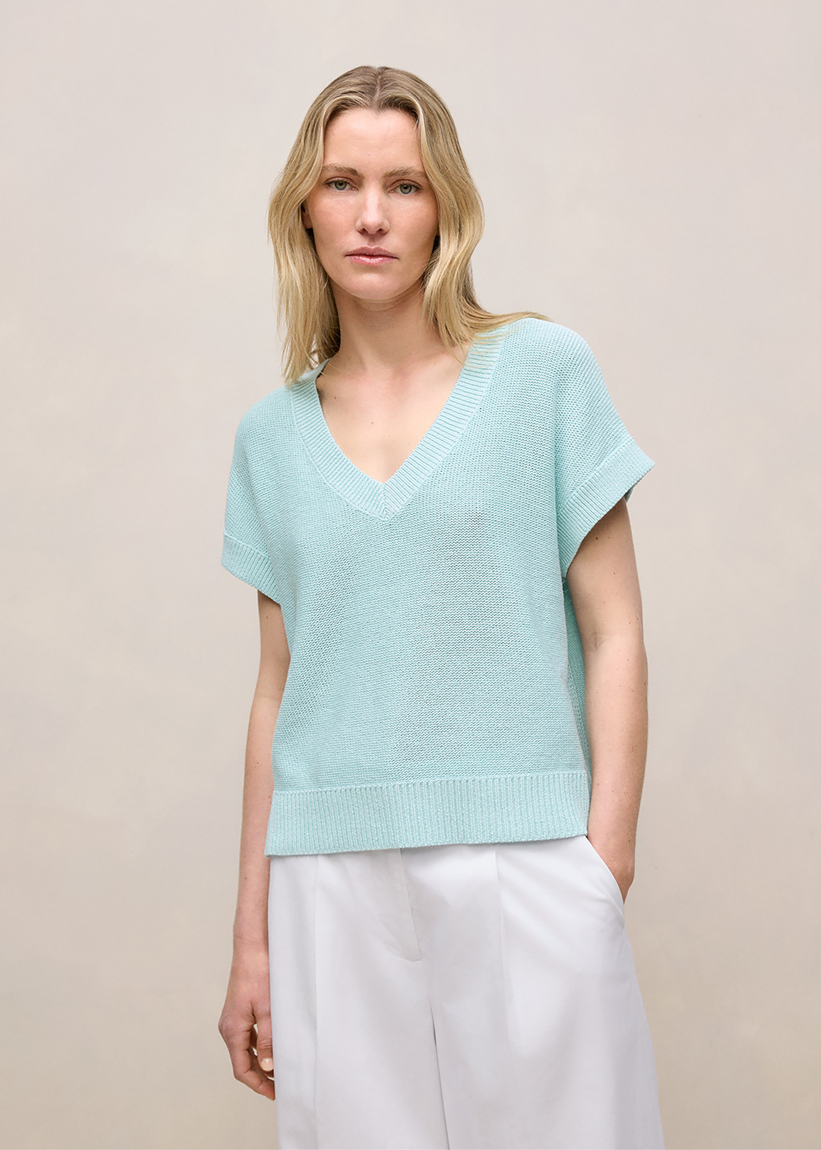 Mercerised V Neck Relaxed Knit
