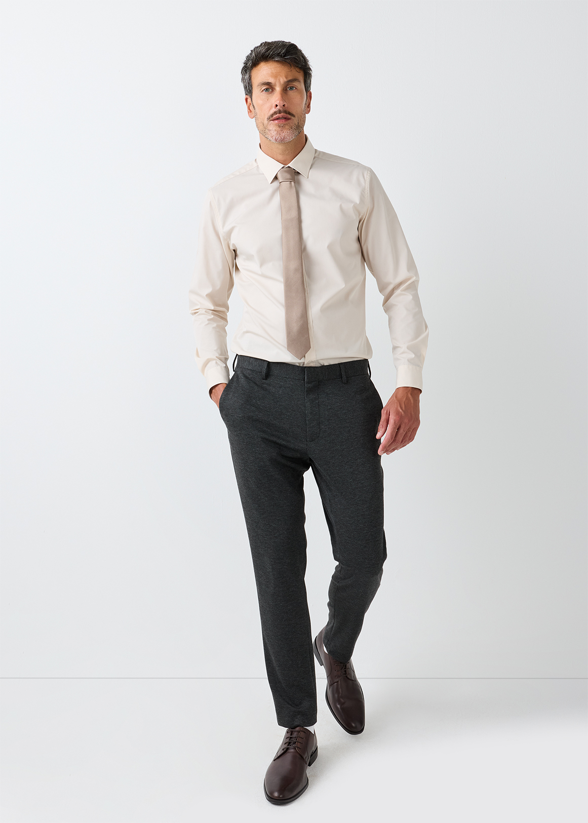 Micro Houndstooth Slim Fit Knit Suit Trousers