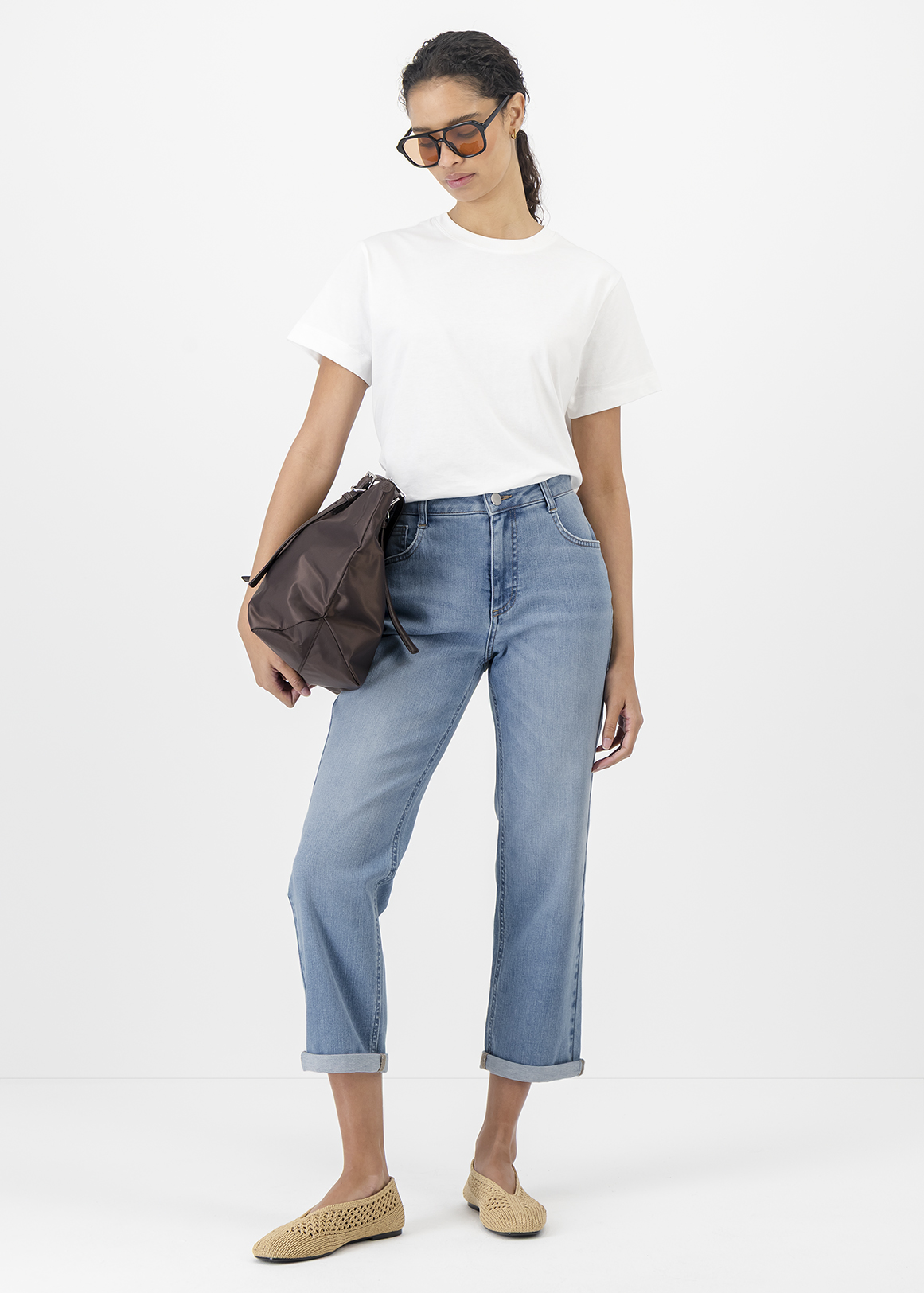 Mid Rise Boyfriend Jeans
