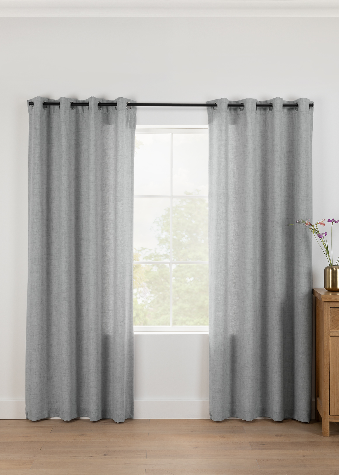 Milan Lined Eyelet Curtain 140 (W) x 223cm (L)