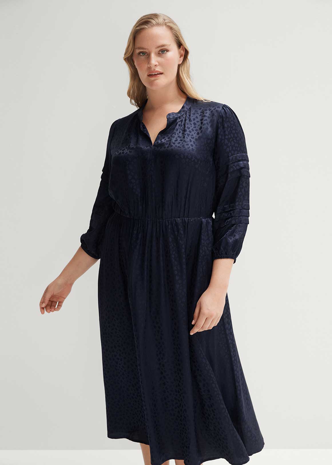 Ocelot Jacquard Pleat Sleeve Dress 