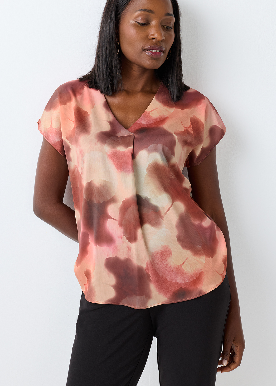 Pleat Detail V-neck Relaxed Fit Top