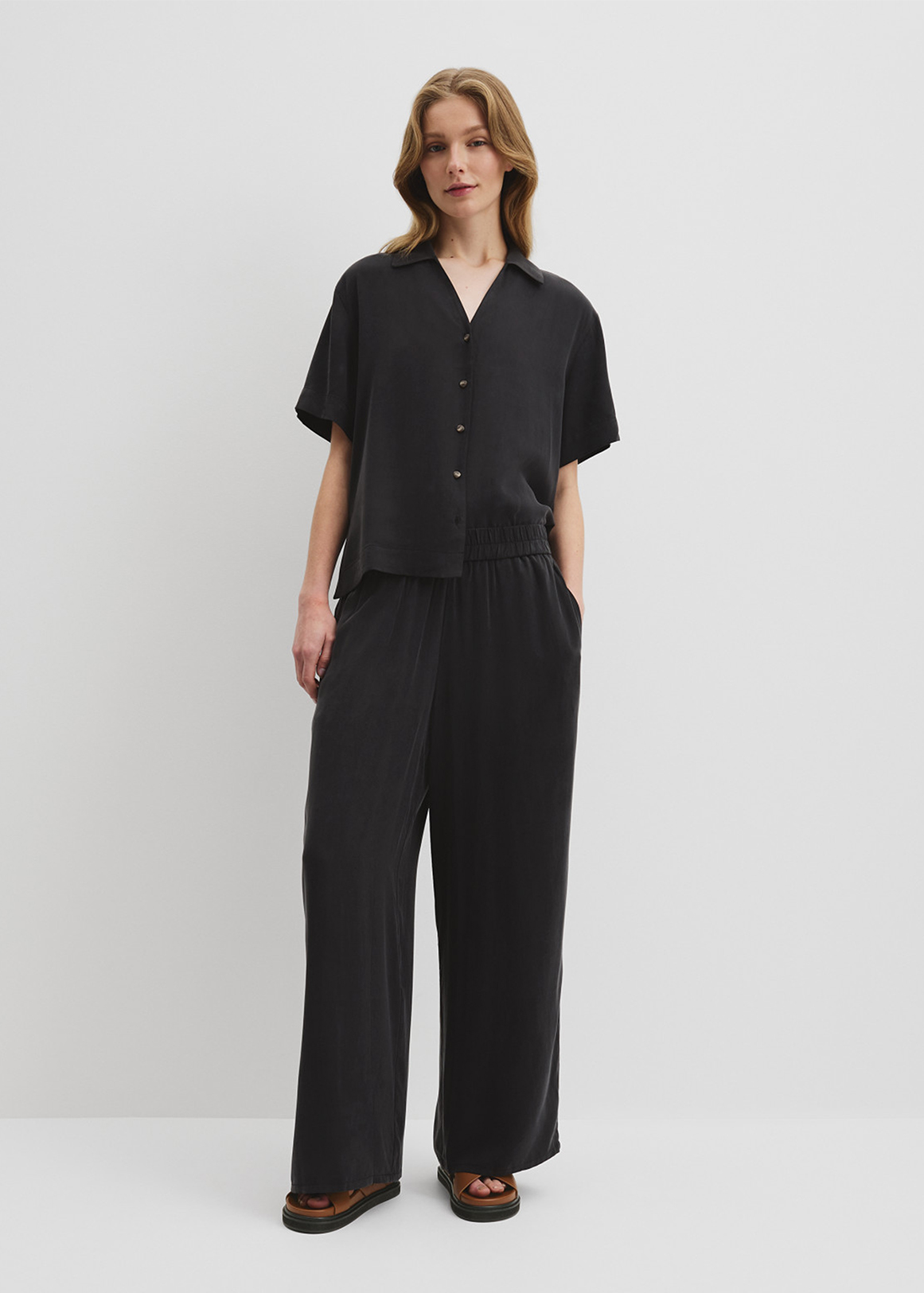Pull-On Cupro Pant