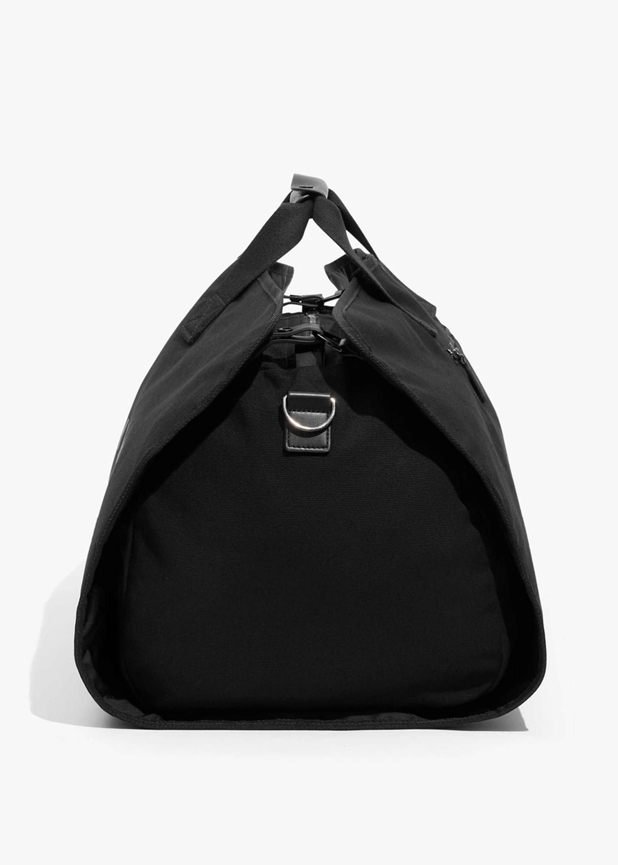 black travel duffle bag