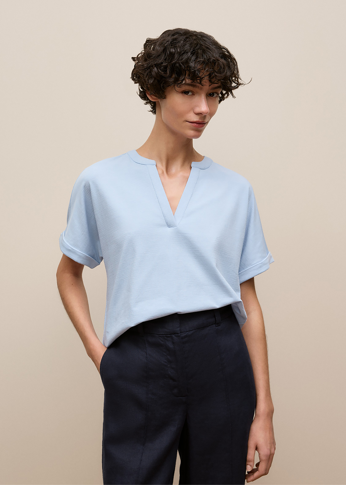 Relaxed V Neck T-shirt