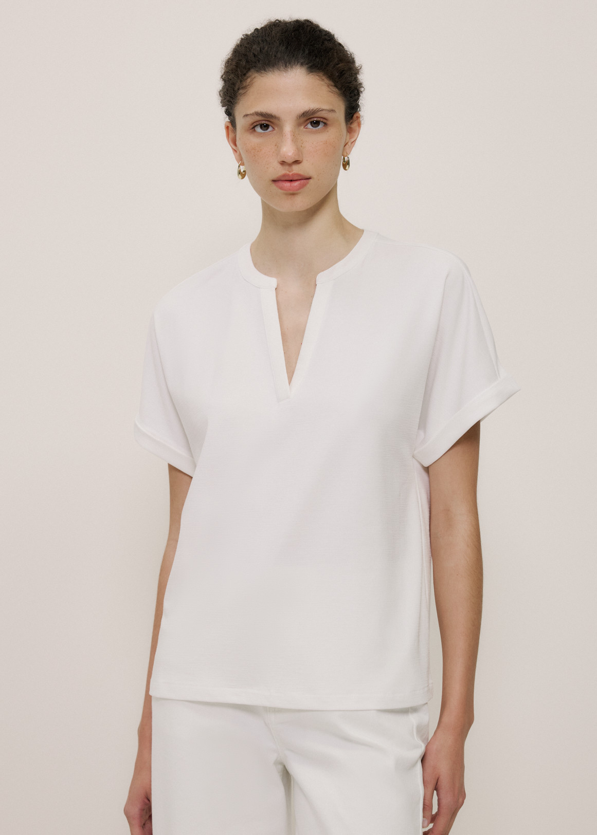 Relaxed V Neck T-shirt
