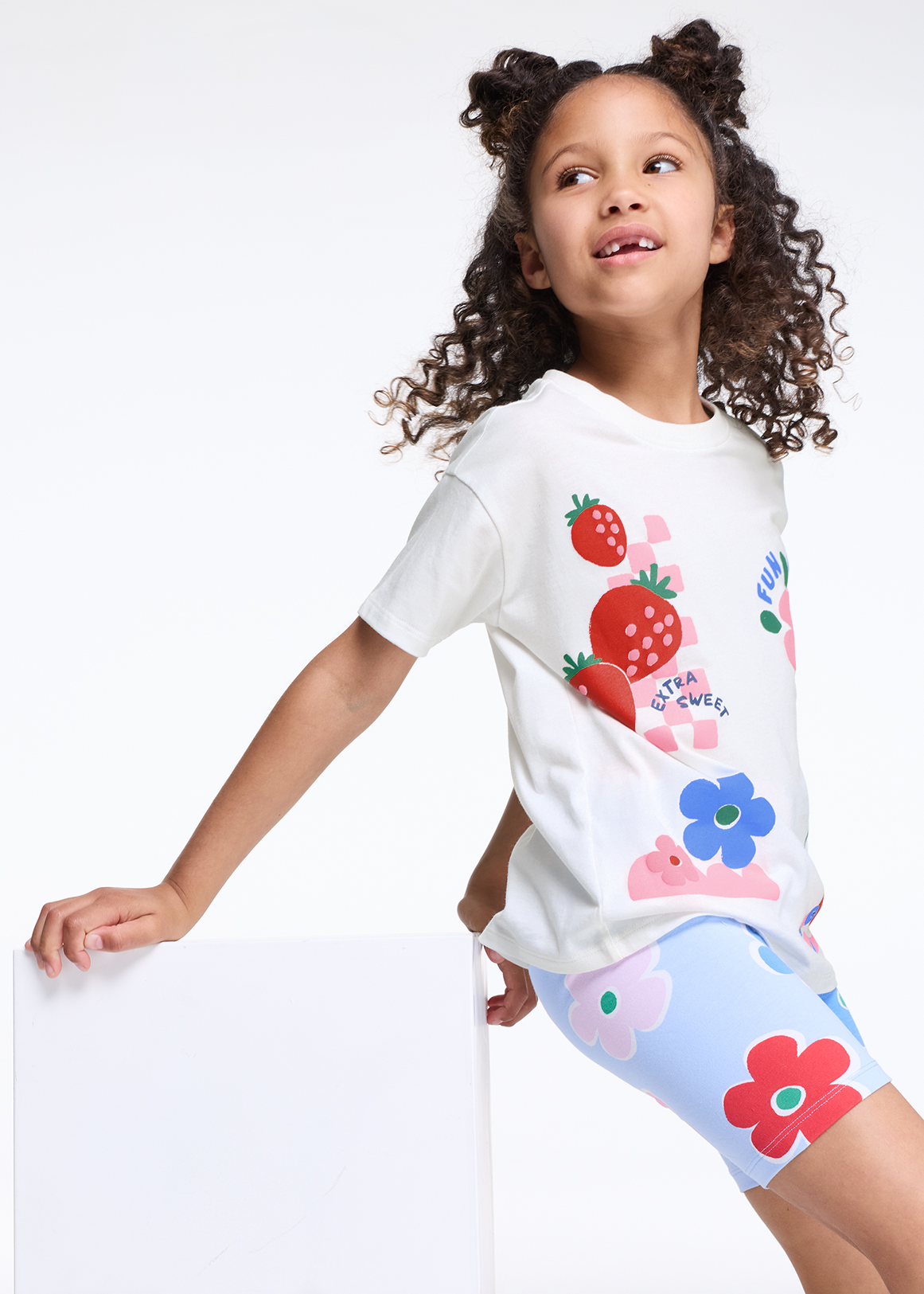 Scattered Fruit Relaxed Cotton T-shirt