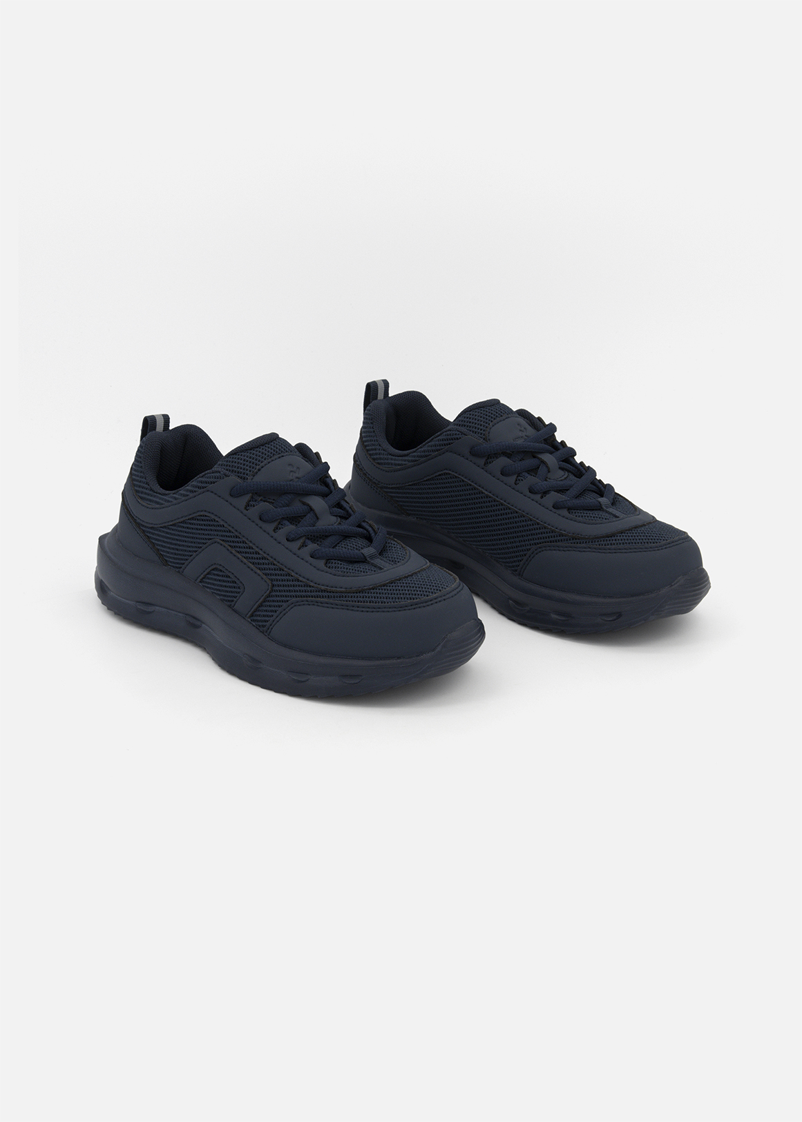 School Sports Trainers (Size 2-8) Older Girl