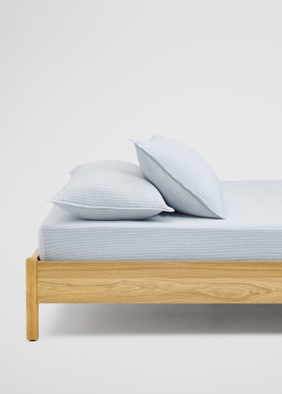 Skye Organically Grown Linen King Fitted Sheet