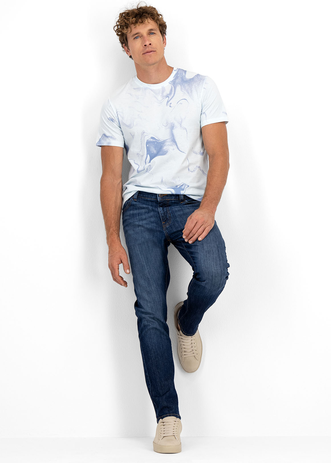 Slim Leg Jeans