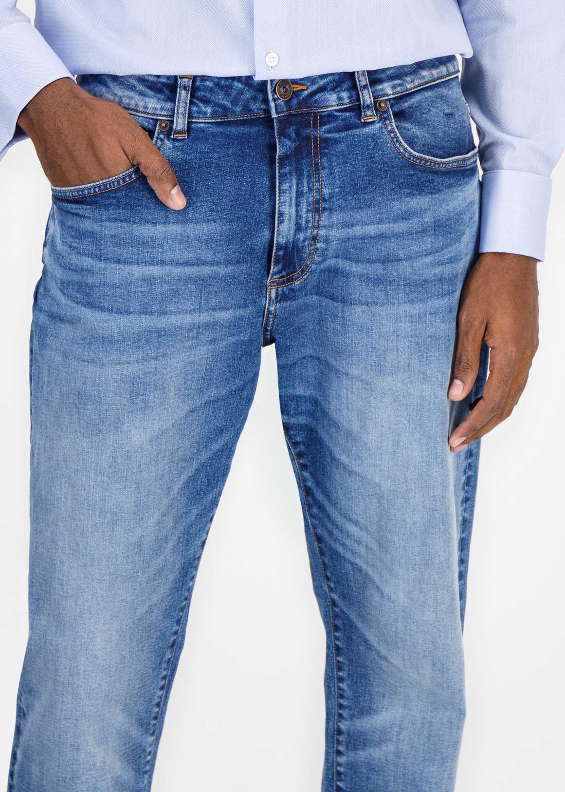 Essie Dark Blue Straight Leg Jeans – Beginning Boutique