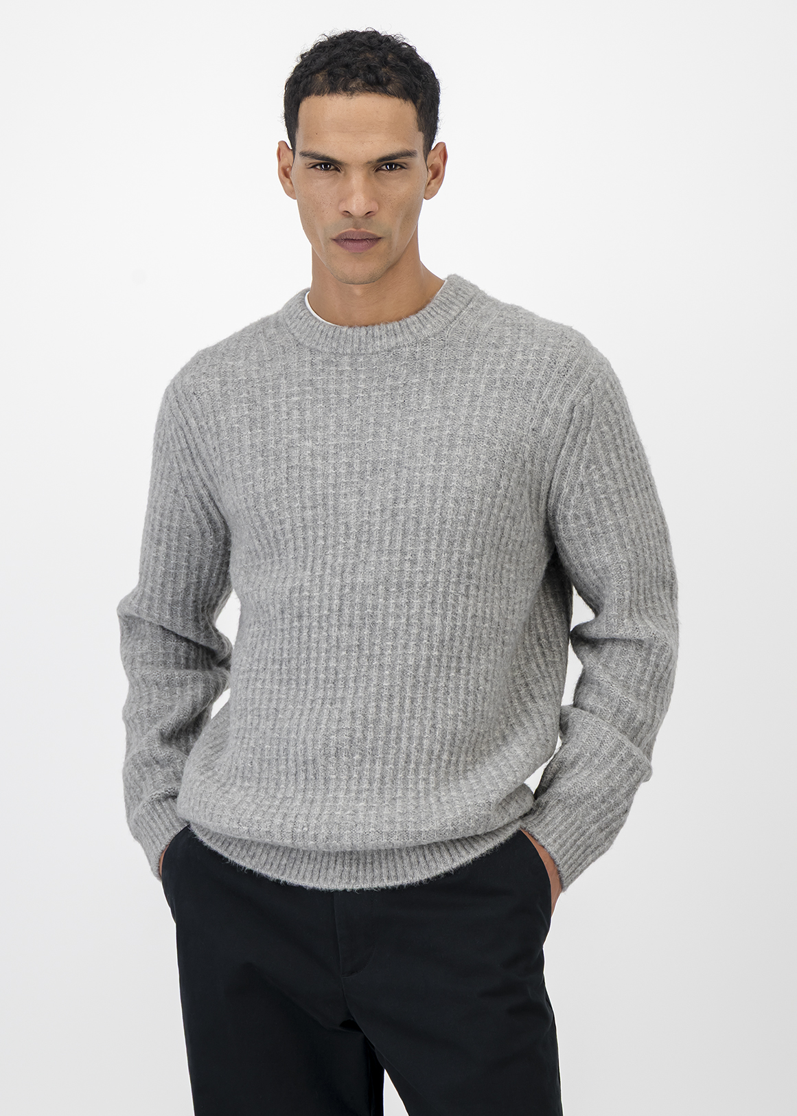 Textured Cloud Yarn Knit Pullover