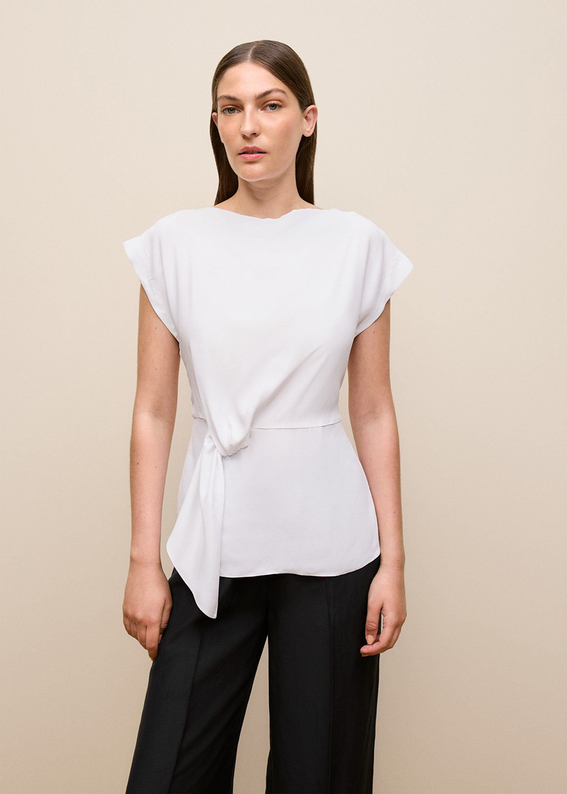 Twist Front Top