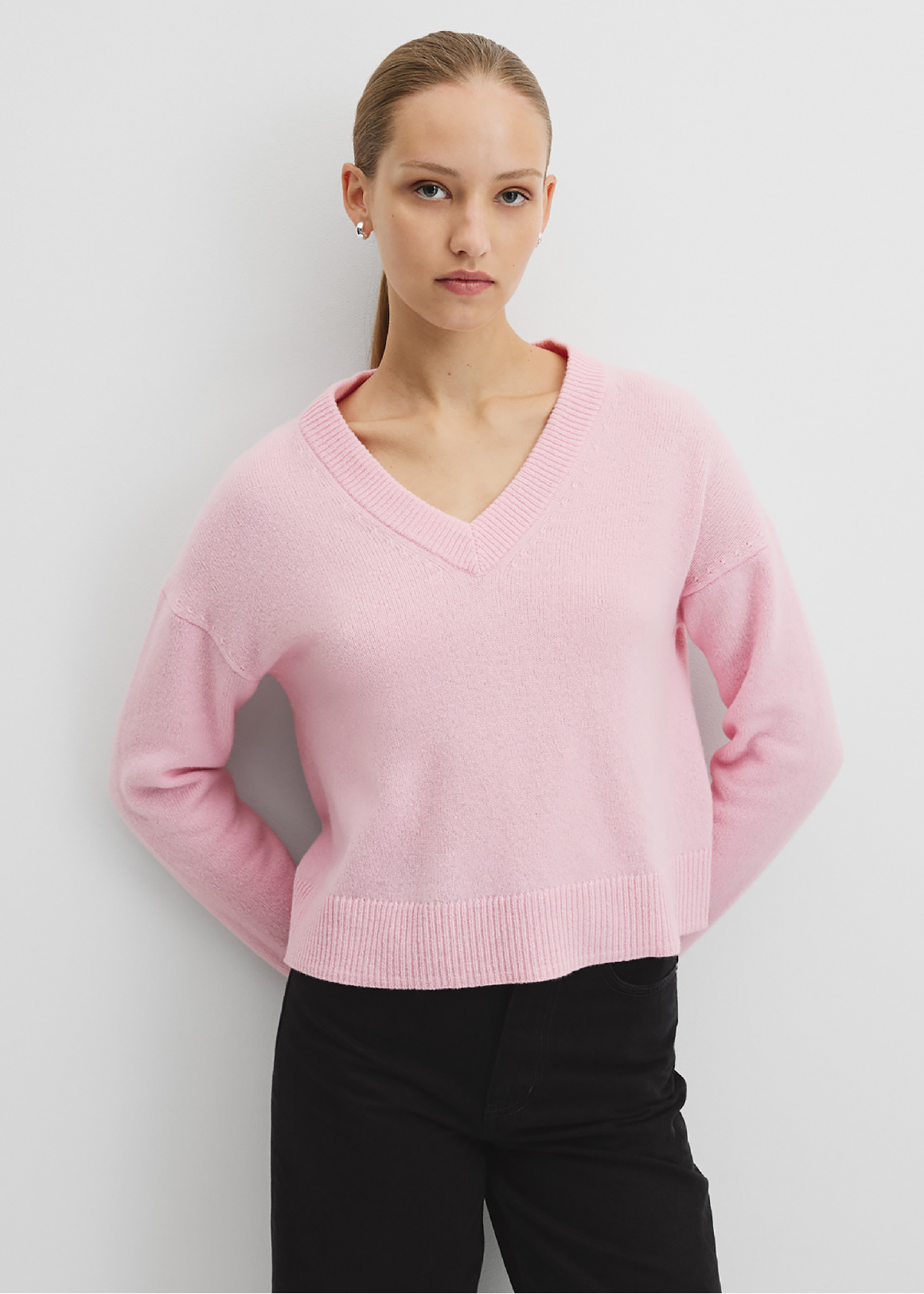 V-Neck Merino Knit