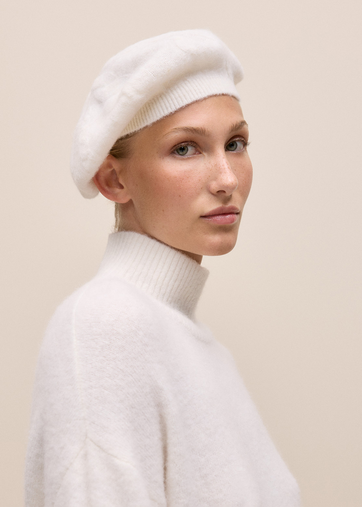 Wool Cable Knit Beret