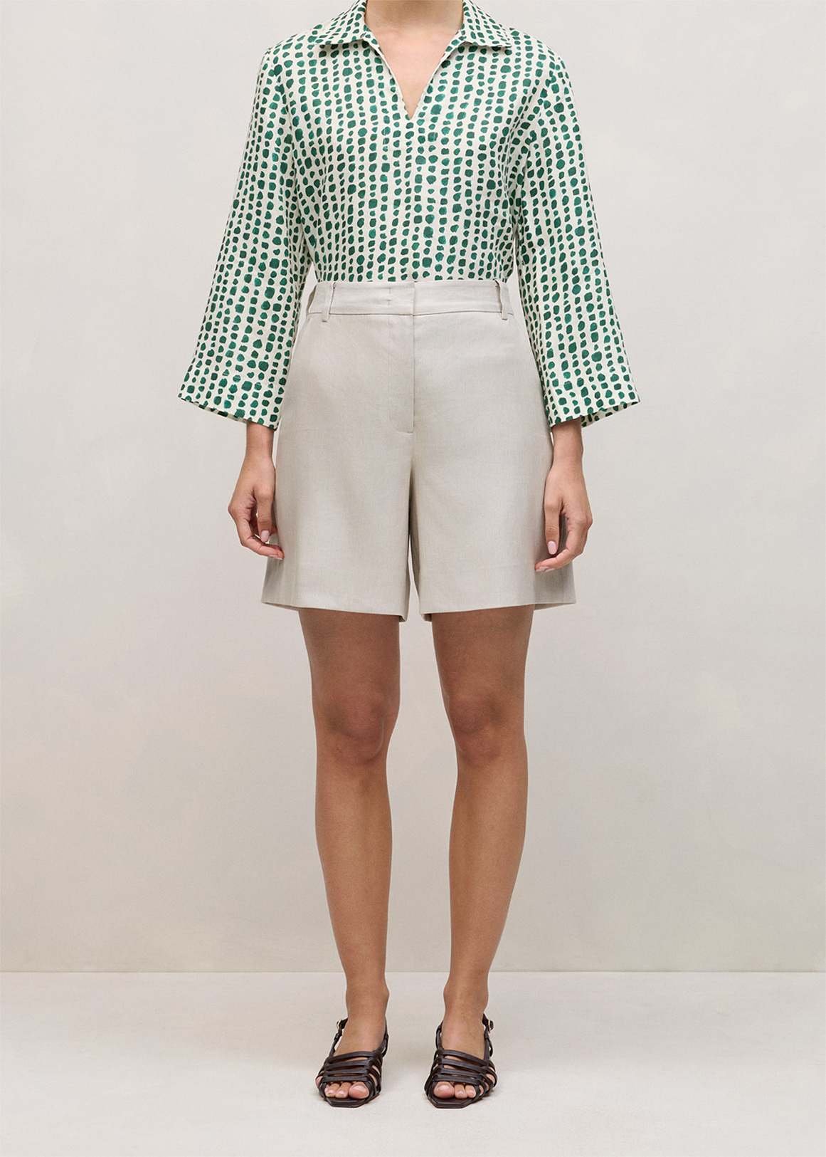 Yard Stretch Linen Short