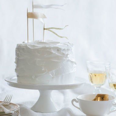Meringue almond chiffon cake
